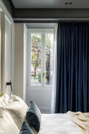 Coffres-forts dans les chambres, bureau