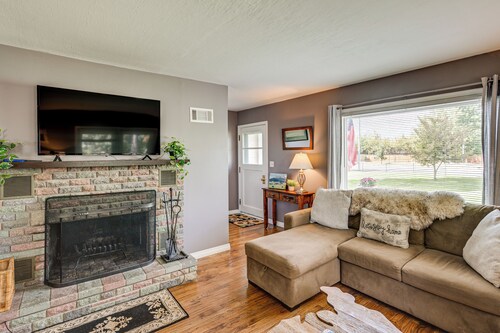 Fishing & Skiing Base! Residential Bozeman Escape
