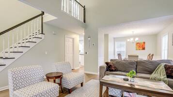 House (3 Bedrooms) | Interior