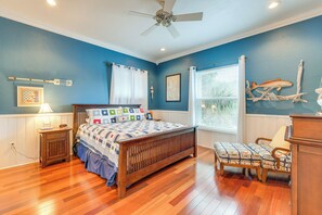 House (5 Bedrooms) | Interior