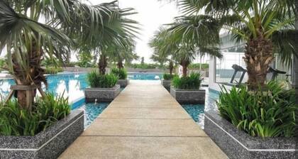 Platino Paradigm Mall Homestay ByStay