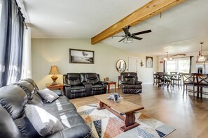 Interior - 1 Mi to Shops & Cafes: Updated Cassville Home! (Cassville)