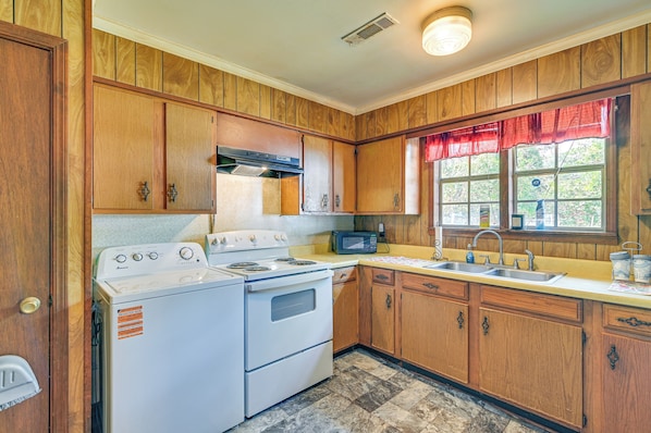 Talo (4 Bedrooms) | Sisätilat