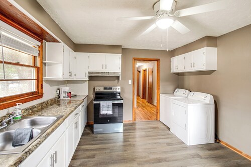 Walk to SC State University & Claflin: Cozy Home