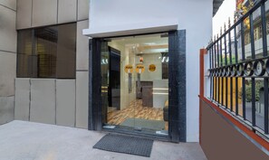 Entrada de la propiedad