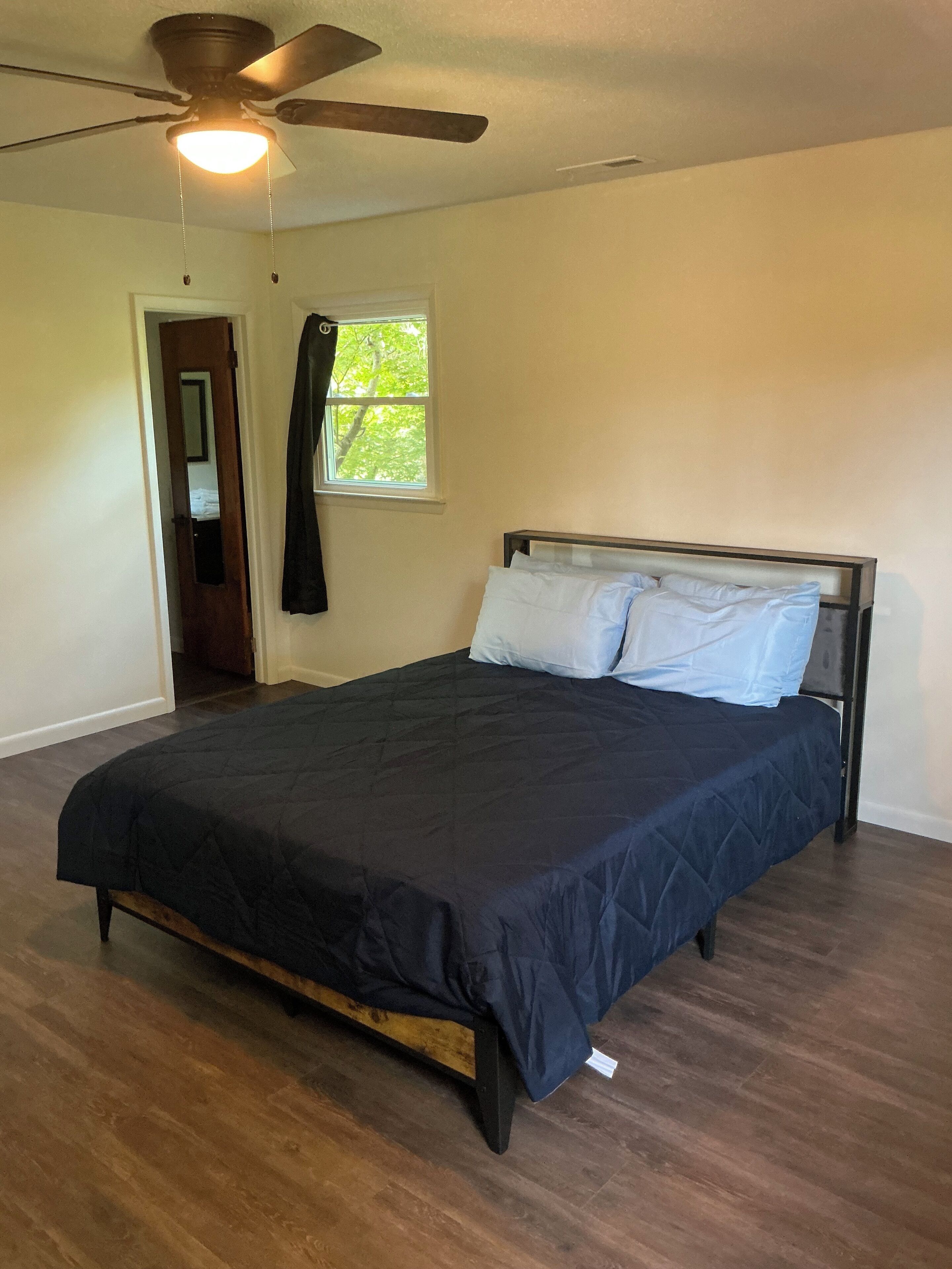 2 bedrooms, bed sheets