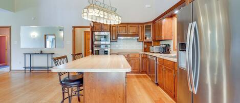 House (2 Bedrooms) | Interior