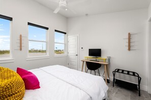 2 bedrooms, iron/ironing board, travel crib, free WiFi