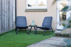 Terrace/patio - Our inviting home is designed for comfort, practicality, and style — a relaxing retreat for up to 6 guests. (Fife)