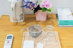 Room - new opened! 4 minutes from Shijo Omiya station, best value bungalow, shower toilet separate (Kyoto)