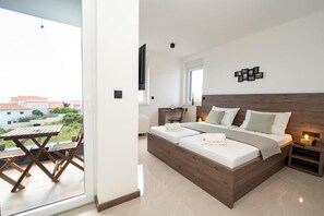 1 quarto, cofres nos quartos, Wi-Fi de cortesia, roupa de cama