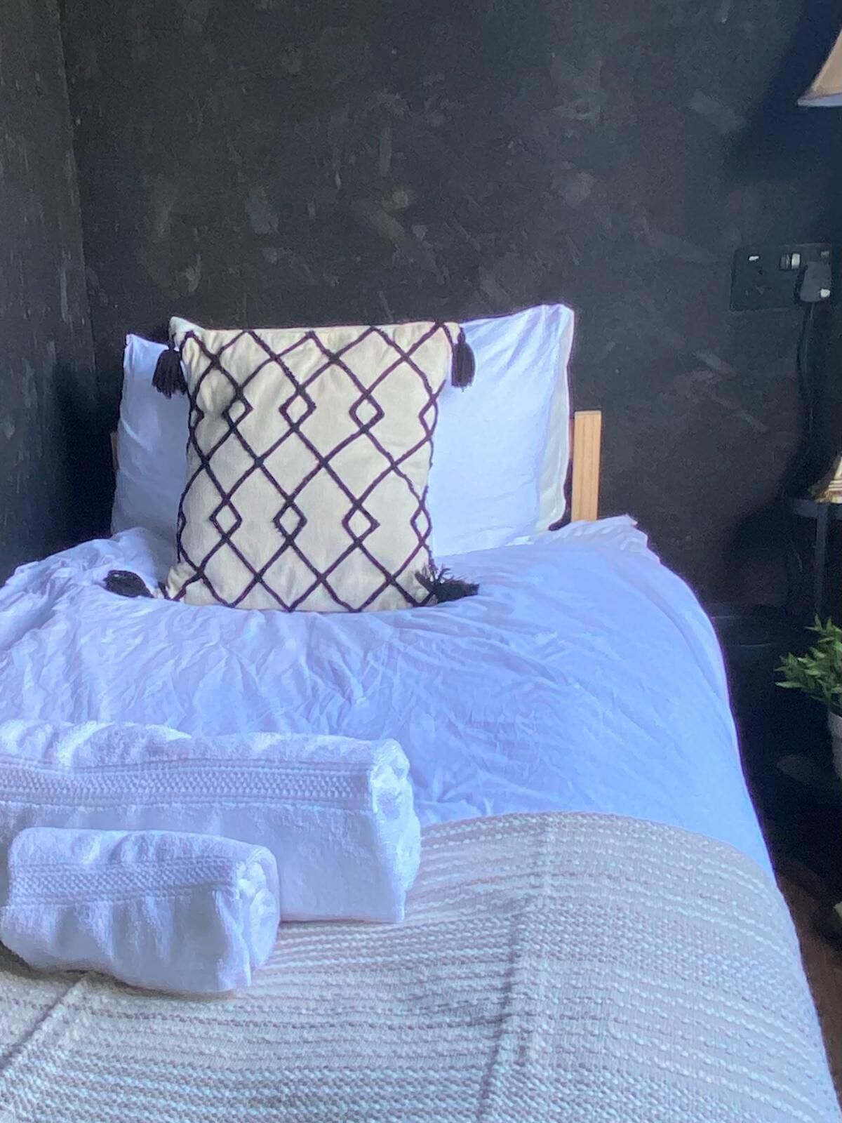 2 間睡房、Wi-Fi、床單