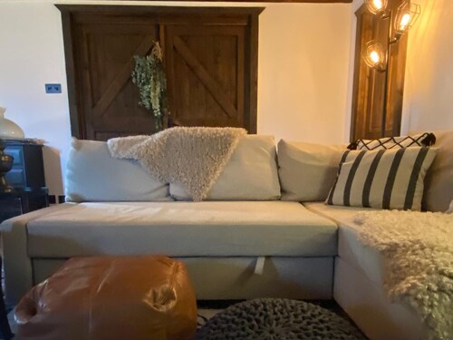 Hunters Cabin- Farm Stay