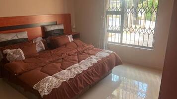 Desk, laptop workspace, free cots/infant beds, free WiFi