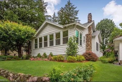 3-bedroom house in nice Bloomfield with AC