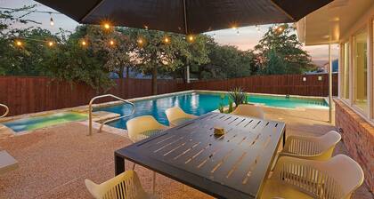 5BR w/ Backyard Paradise, Pool, Cinema, Games