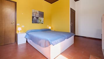 1 camera, Wi-Fi, lenzuola