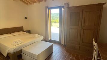 1 habitación, wifi y ropa de cama