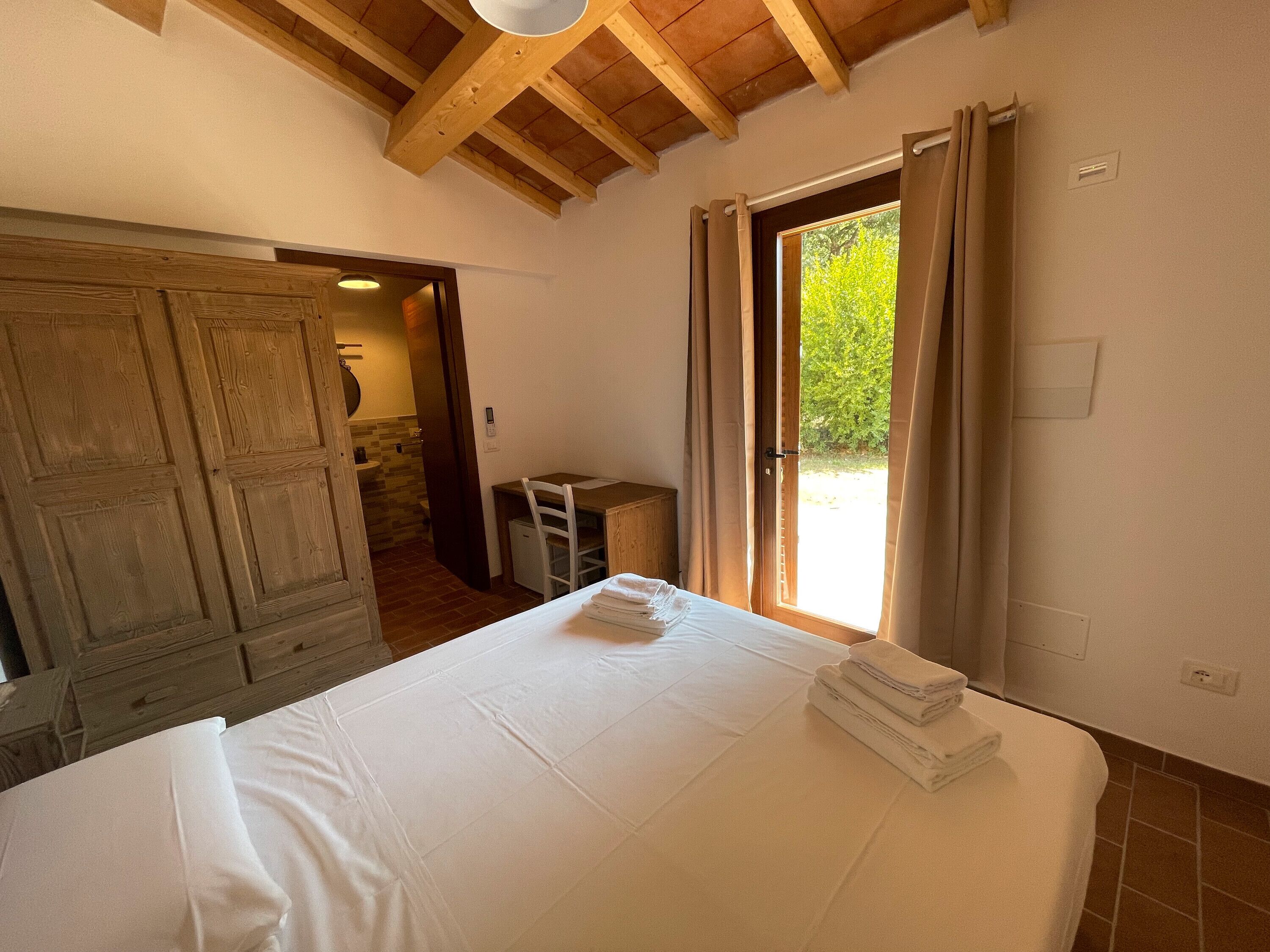 1 غرفة نوم وواي فاي وملاءات أسرّة