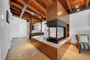 Penthouse Apartment, Harbor View | Down comforters, iron/ironing board, free WiFi, bed sheets