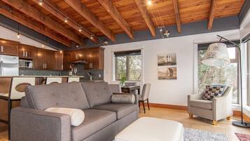 Deluxe Apartment, Harbour View Level 2