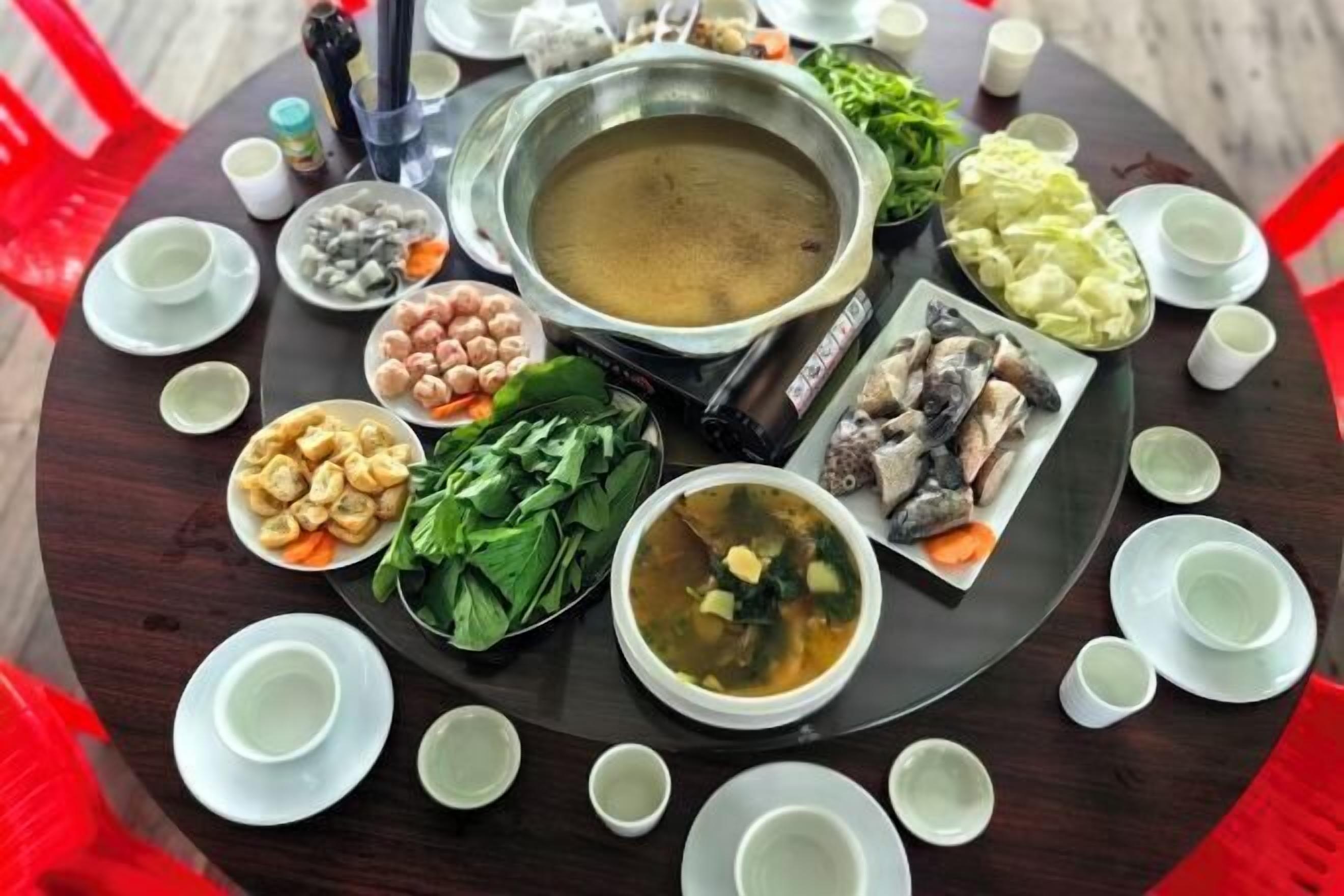 Khu ẩm thực ngoài trời