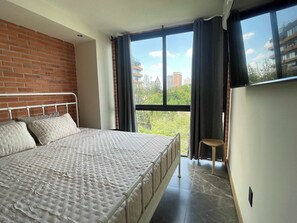 2 camere, una scrivania, ferro/asse da stiro, Wi-Fi