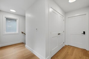 3 عدّة غرف نوم