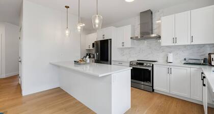 Quiet and Convenient Retreat