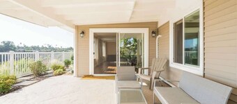 Serenity in San Diego with Amazing Canyon Views!