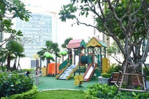 Unclassified image, 4 of 32, button - Nanahousing-Nice Apartment near Korea Town & Chinese Area (Hanoi)
