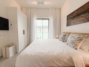 Wifi gratis y ropa de cama 