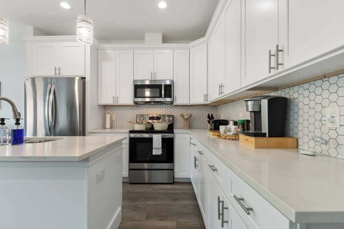 Modern 3BR Family Retreat in Downtown Houston