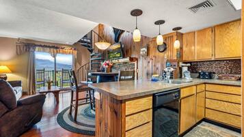 Apartment | 3 bedrooms, Internet