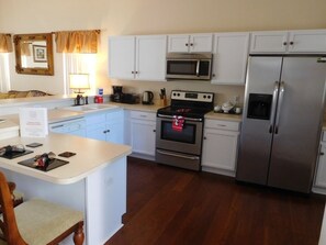 Talo, 6 makuuhuonetta | Yksityinen keittiö