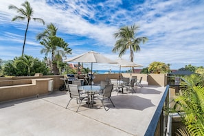 Condo, 1 Bedroom | Outdoor dining