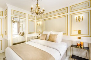 Apartemen, pemandangan kota | Seprai antialergi, bantalan ekstra lembut, dan brankas