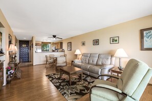 Condo, 2 Bedrooms | Living area | Smart TV