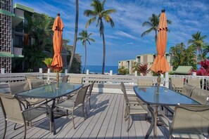 Condo, 2 Bedrooms | Outdoor dining
