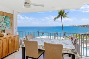 Outdoor dining - Alii Villas #229 2 Bedroom Condo (Kailua-Kona)