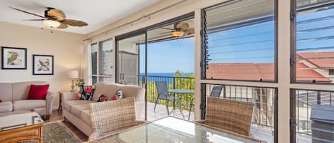 Condo, 2 Bedrooms | Interior