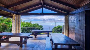 Condo, 2 Bedrooms | Outdoor dining