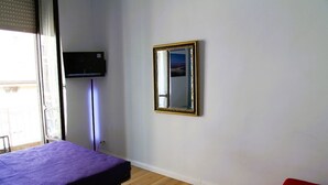 Room - GuestHost - La Casa di Palmina (Turin)