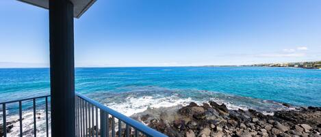 Condo, 2 Bedrooms | Property grounds