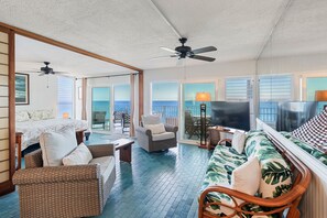 Leilighet, 2 soverom | Oppholdsområde | Smart-TV