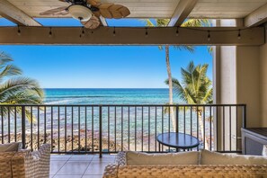 Condo, 2 Bedrooms | Property grounds