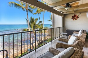 Condo, 2 Bedrooms | Property grounds