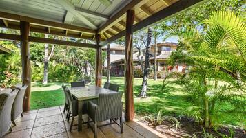 Condo, 2 Bedrooms | Outdoor dining