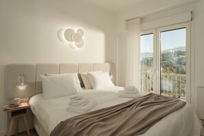 3 chambres, fer et planche à repasser, Wi-Fi gratuit, draps fournis