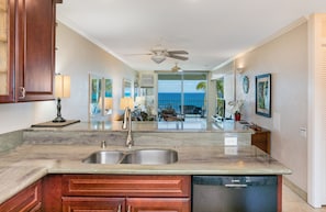Condo, 2 Bedrooms | Interior